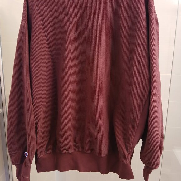 Champion Script Logo Burgundy Corduroy Crew Neck Sweatshirt - Picture 4 of 10